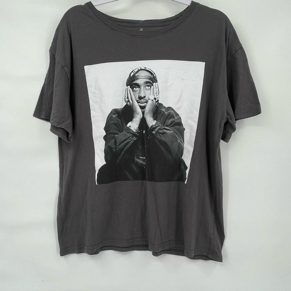 2Pac Grey Tupac Graphic Rap Shirt T-Shirt Crop Top Cropped Women’s Size L Large